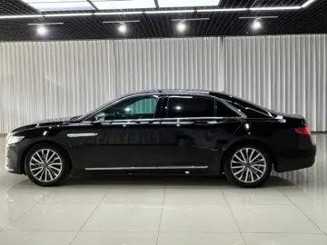 2017 Lincoln Continental с пробегом 188 000 км