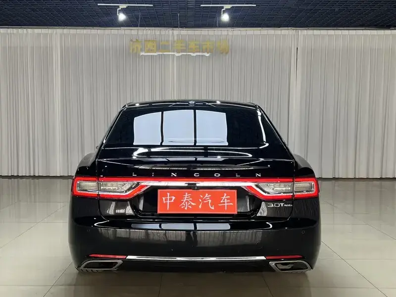 2017 Lincoln Continental с пробегом 188 000 км