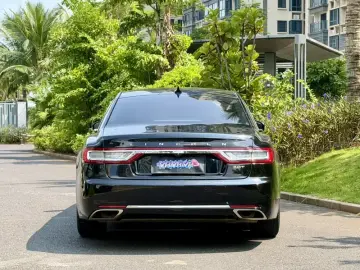 2018 Lincoln Continental с пробегом 71 000 км