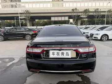2017 Lincoln Continental с пробегом 100 000 км