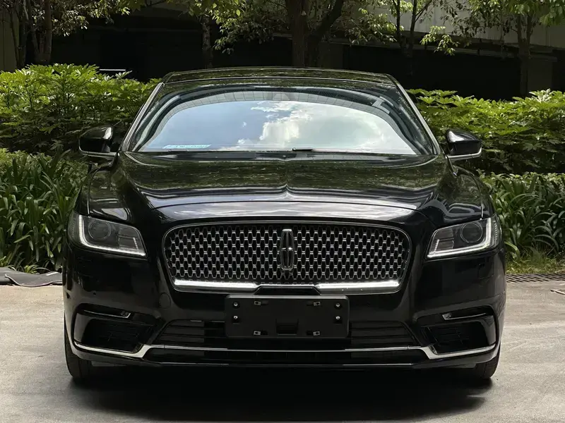 2018 Lincoln Continental с пробегом 93 000 км
