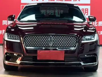 2018 Lincoln Continental с пробегом 100 000 км