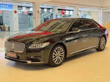 2017 Lincoln Continental с пробегом 110 000 км