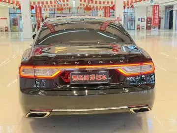 2017 Lincoln Continental с пробегом 110 000 км