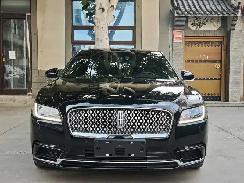 2018 Lincoln Continental с пробегом 93 000 км