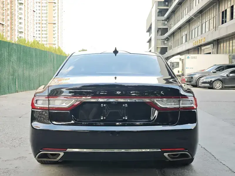 2018 Lincoln Continental с пробегом 93 000 км