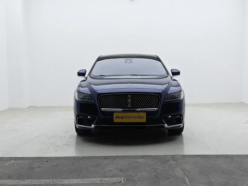 2017 Lincoln Continental с пробегом 95 300 км
