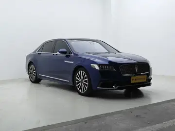 2017 Lincoln Continental с пробегом 95 300 км