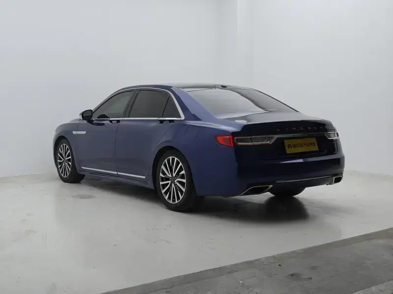 2017 Lincoln Continental с пробегом 95 300 км
