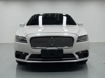 2019 Lincoln Continental с пробегом 129 000 км