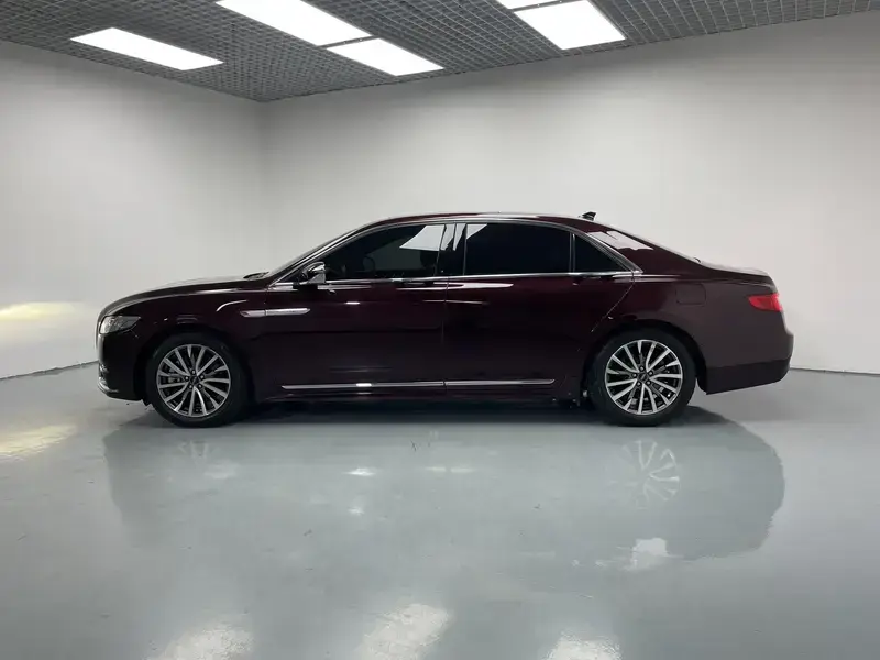 2018 Lincoln Continental с пробегом 56 500 км