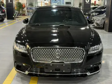 2017 Lincoln Continental с пробегом 55 000 км