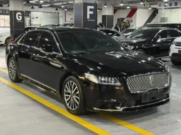 2017 Lincoln Continental с пробегом 55 000 км