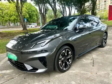 Lynk & Co 07