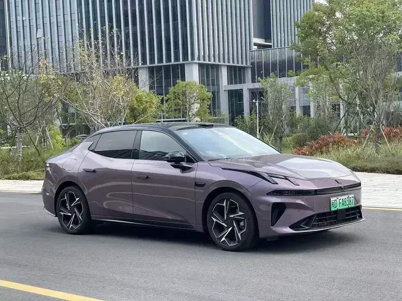 2026 Lynk & Co 07 с пробегом 12 000 км