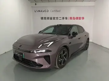 Lynk & Co 07
