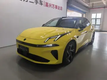 Lynk & Co 07