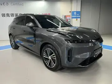 2025 Lynk & Co 08 с пробегом 24 000 км