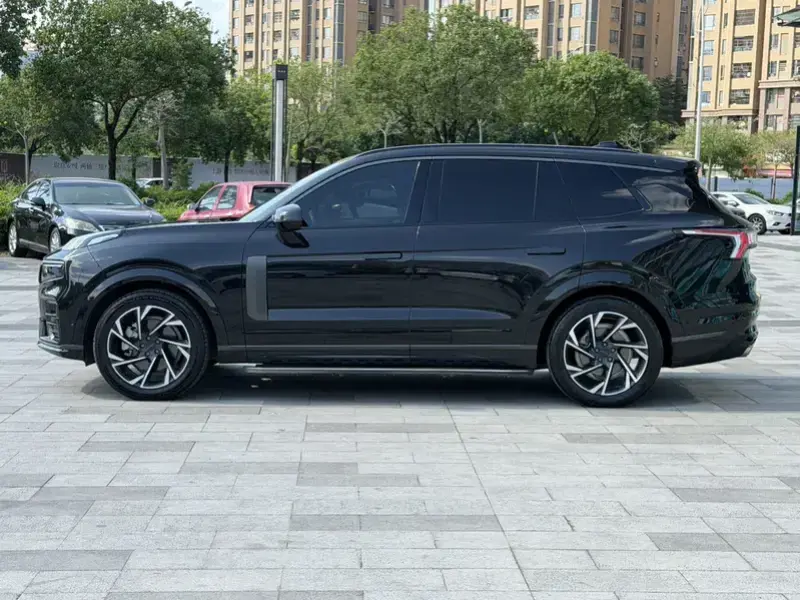 2021 Lynk & Co 09 с пробегом 104 000 км