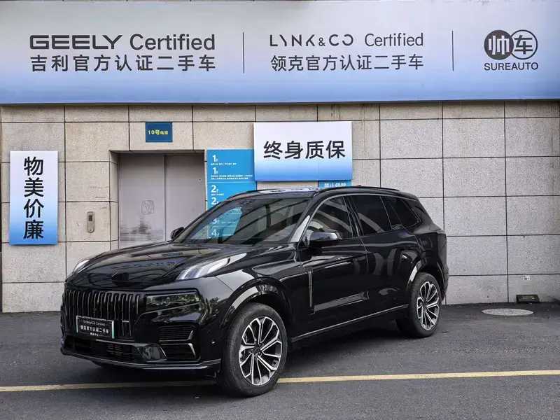 2024 Lynk & Co 09 с пробегом 24 200 км