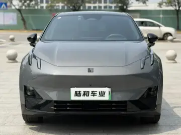 2025 Lynk & Co Z20 с пробегом 7 000 км