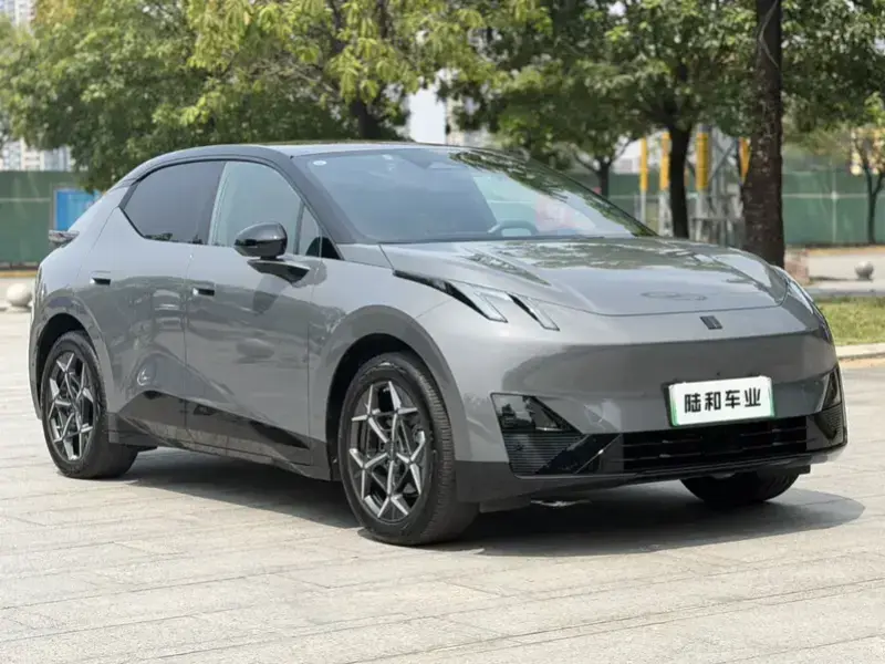 2025 Lynk & Co Z20 с пробегом 7 000 км