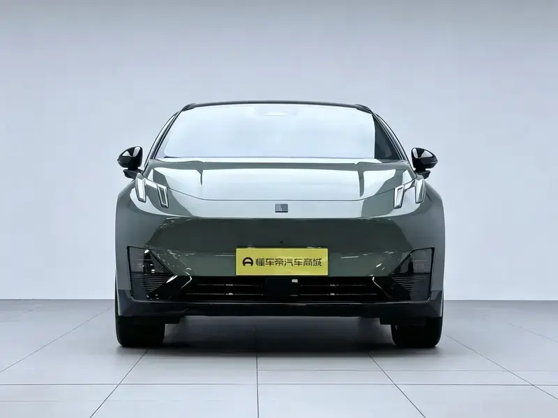 2026 Lynk & Co Z20 с пробегом 8 000 км