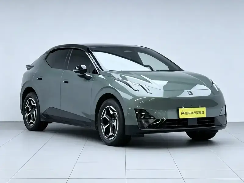 2026 Lynk & Co Z20 с пробегом 8 000 км
