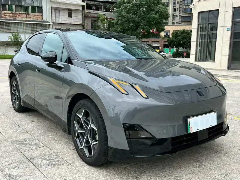 2025 Lynk & Co Z20 с пробегом 20 000 км