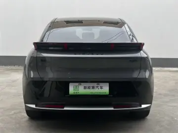 2025 Lynk & Co Z20 с пробегом 29 000 км