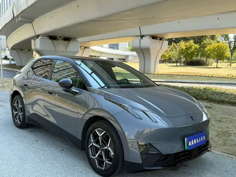 2025 Lynk & Co Z20 с пробегом 6 200 км