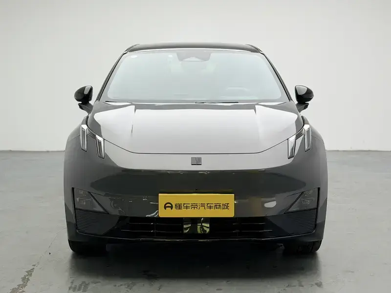 2025 Lynk & Co Z20 с пробегом 17 500 км