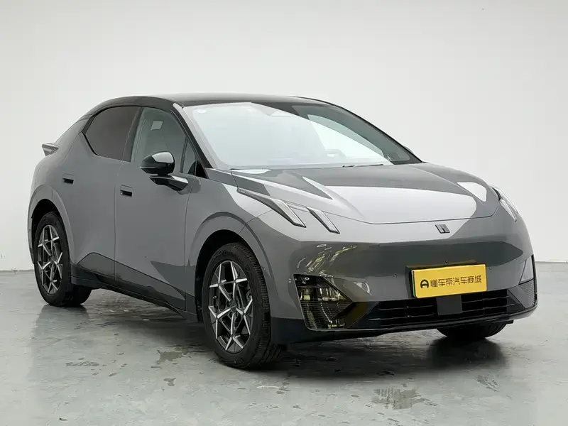 2025 Lynk & Co Z20 с пробегом 17 500 км