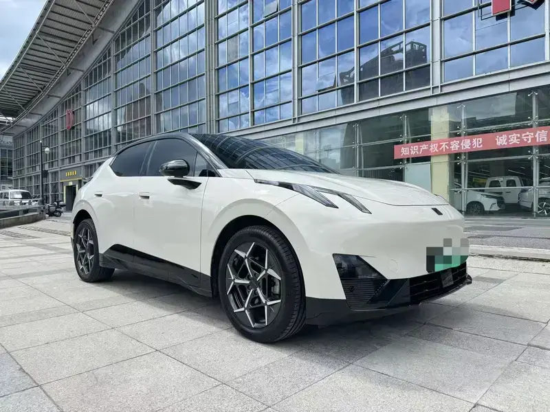 2025 Lynk & Co Z20 с пробегом 163 000 км