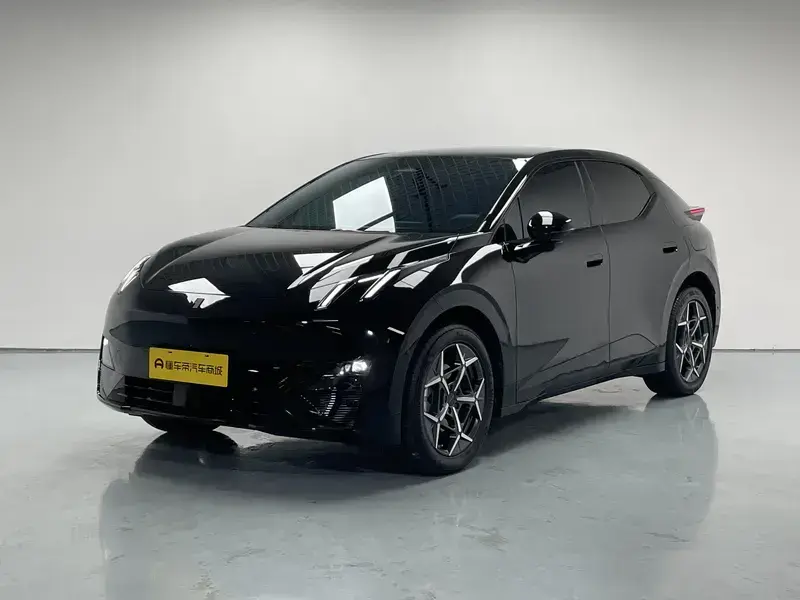 2025 Lynk & Co Z20 с пробегом 14 000 км