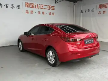 2017 Mazda Axela с пробегом 68 000 км