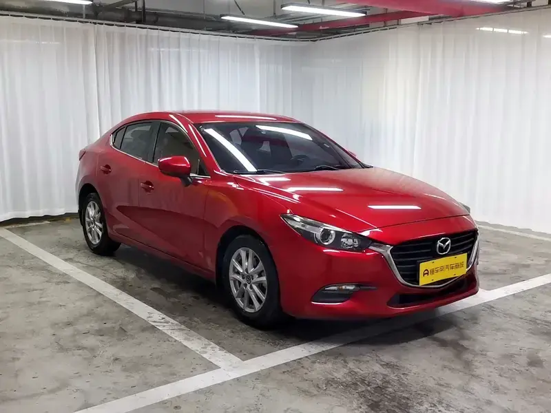 2017 Mazda Axela с пробегом 118 900 км