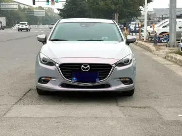 2017 Mazda Axela с пробегом 115 900 км