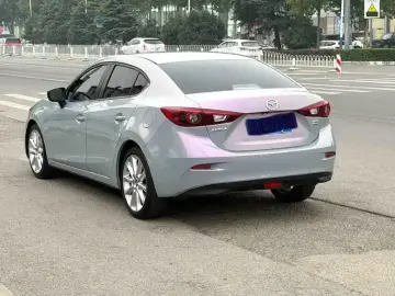 2017 Mazda Axela с пробегом 115 900 км