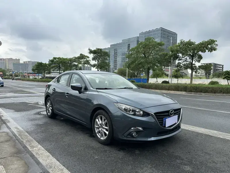 2016 Mazda Axela с пробегом 150 000 км