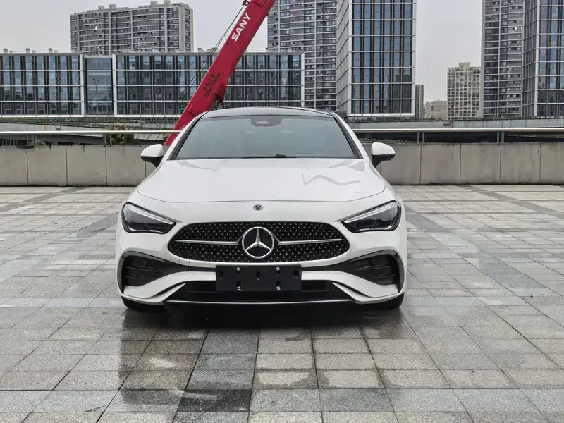 2024 Mercedes-Benz CLE с пробегом 15 000 км