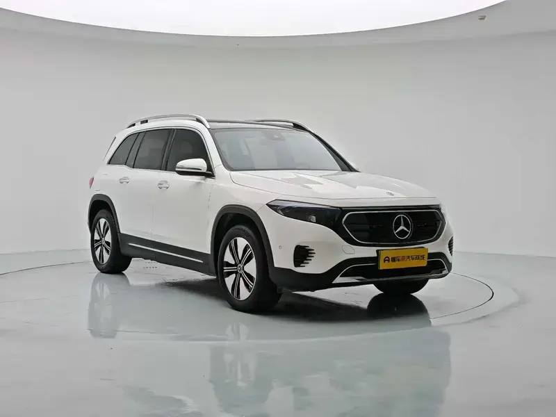2023 Mercedes-Benz EQB с пробегом 29 100 км