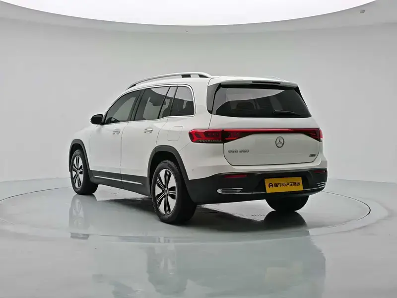 2023 Mercedes-Benz EQB с пробегом 29 100 км
