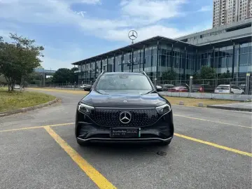 2025 Mercedes-Benz EQB с пробегом 9 000 км