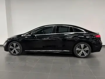 2022 Mercedes-Benz EQE с пробегом 76 000 км