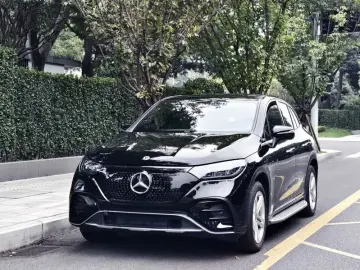 Mercedes-Benz EQE SUV
