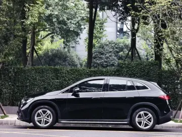 2024 Mercedes-Benz EQE SUV с пробегом 94 000 км