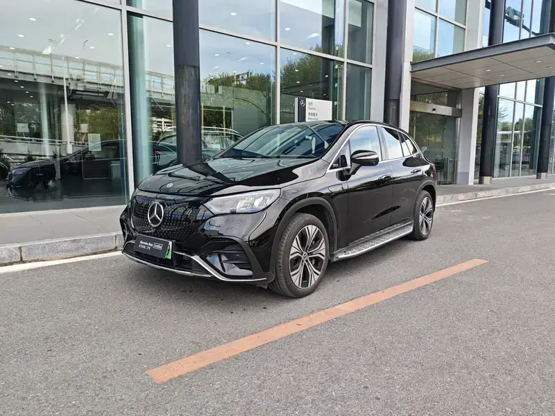 2024 Mercedes-Benz EQE SUV с пробегом 49 000 км