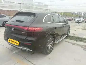 2025 Mercedes-Benz EQS SUV с пробегом 19 000 км