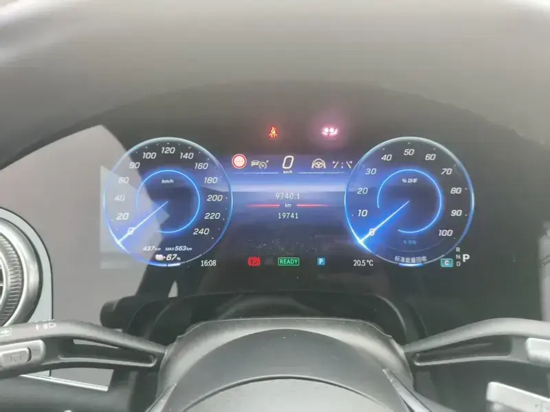 2025 Mercedes-Benz EQS SUV с пробегом 19 000 км